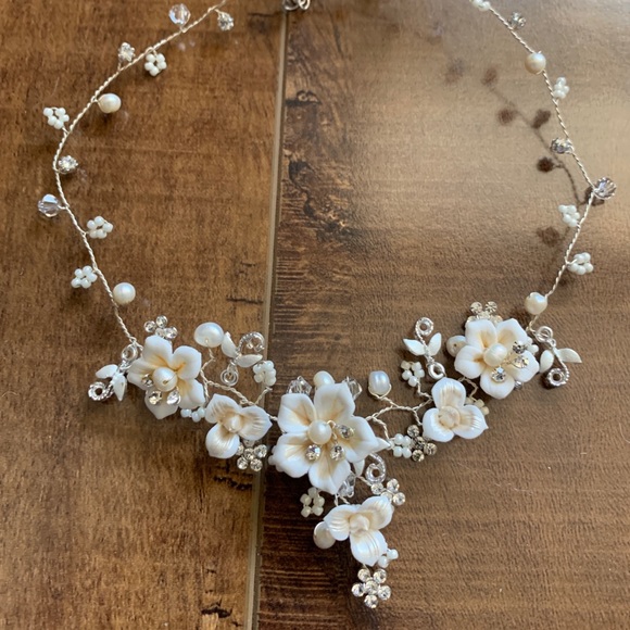 Floral Jewelry Set - Picture 3 of 5